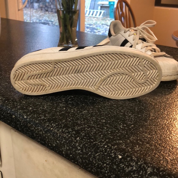 Adidas Superstars - Picture 3 of 4